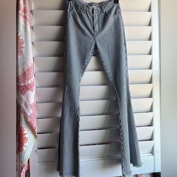 From altard state, super cute flair jeans. - Picture 2 of 2